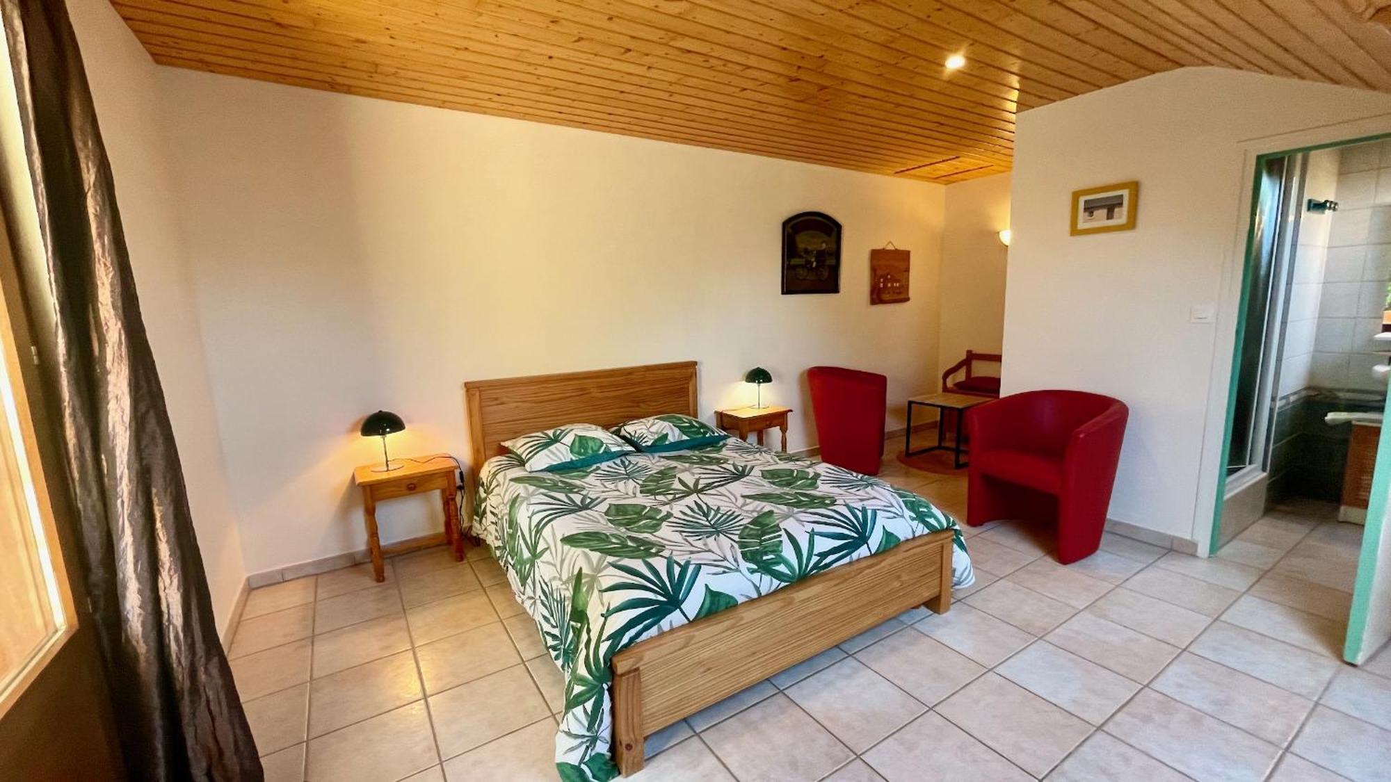Chambres D'Hotes Les Tilleuls Poullaouen Exterior foto